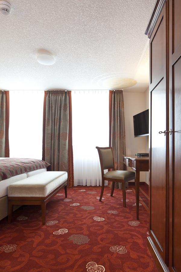 Zu Den Drei Linden Hotell Wermelskirchen Rom bilde